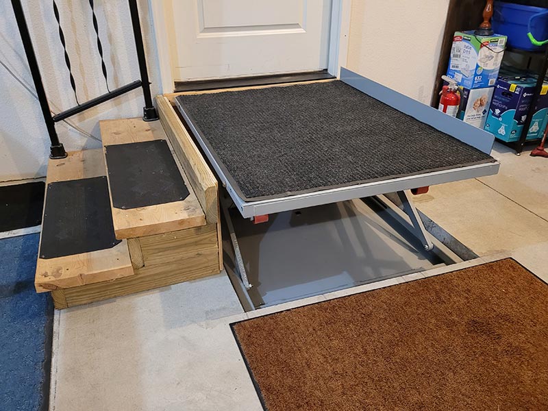 Wheelchair Platform Lift Top Right Wide Wheelchair Platform Lift Top Right Wide